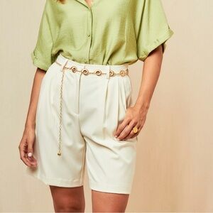 NWT Mimz Bermuda Ivoiry high-waist shorts for women’s size Medium